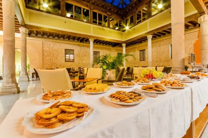 Restaurant, Palacio San Facundo, Madrid