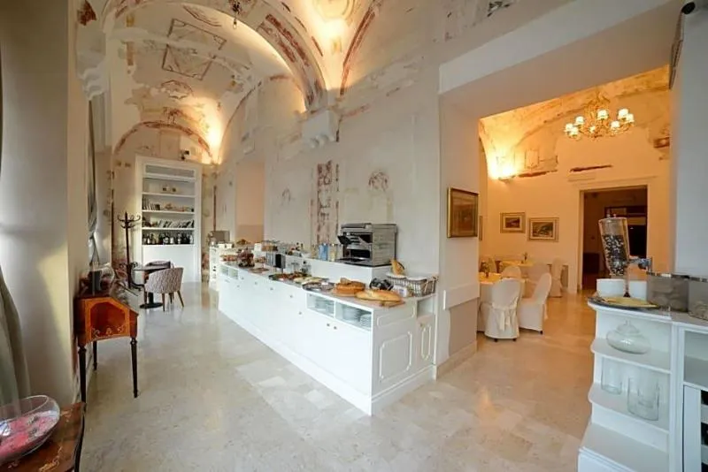 General view, Hotel Vittoria, Naples