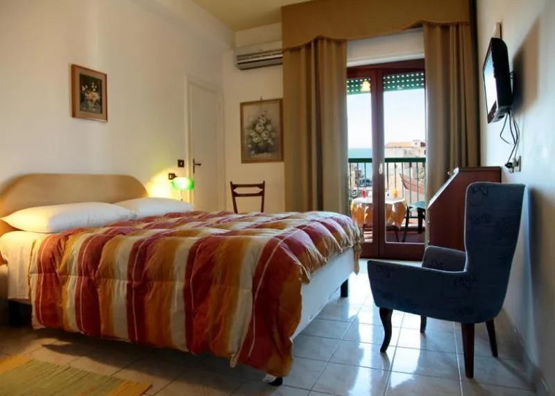 Room, La Margherita, Alghero