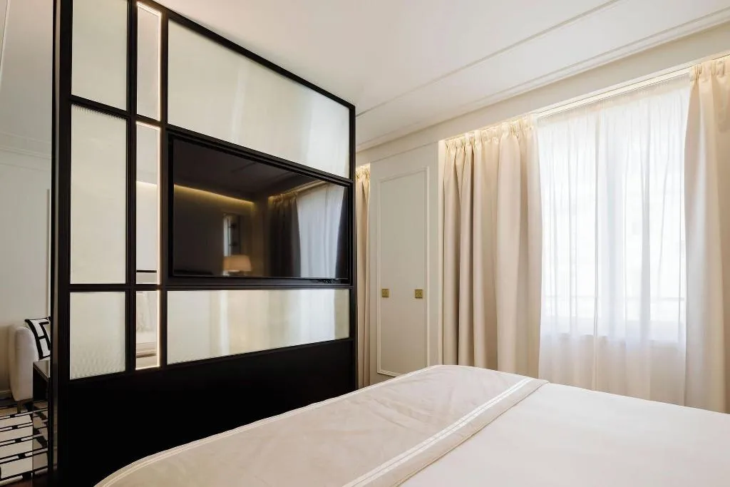 Room, Lisbon Chiado Hotel & Spa, Lisbon