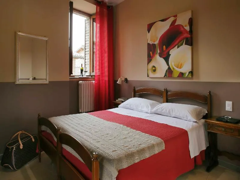 Room, Properzio, Perugia
