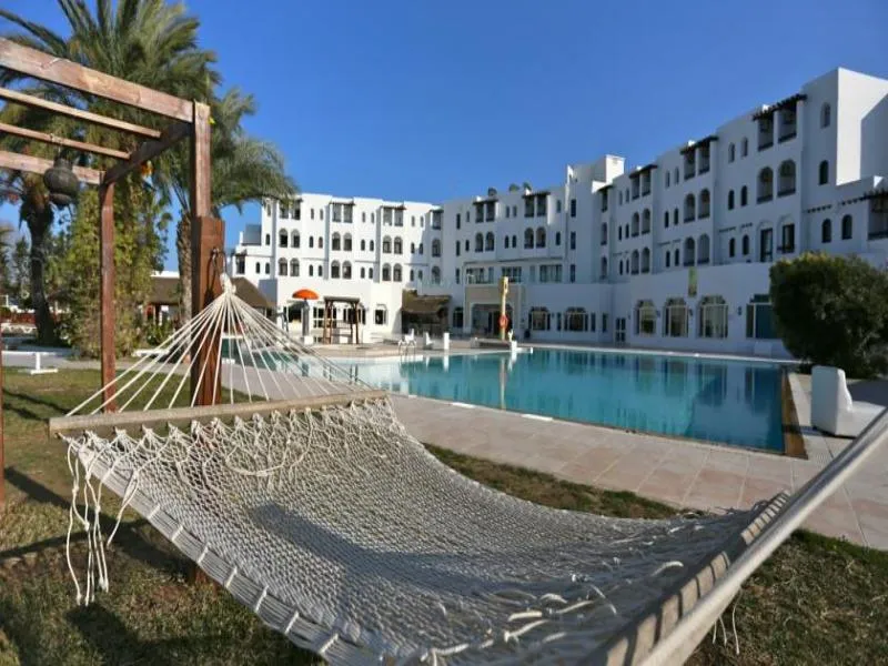 Pool, La Couronne, Tunisia