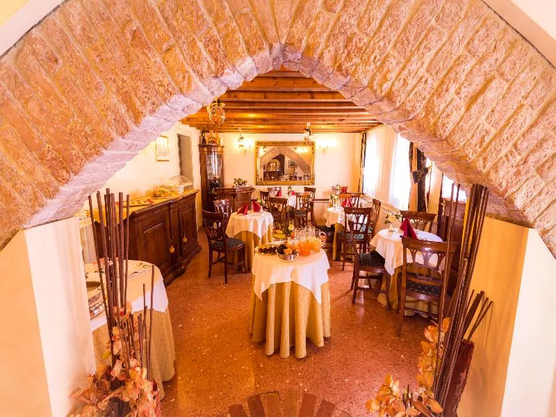 Restaurant, Tiziano, Venice