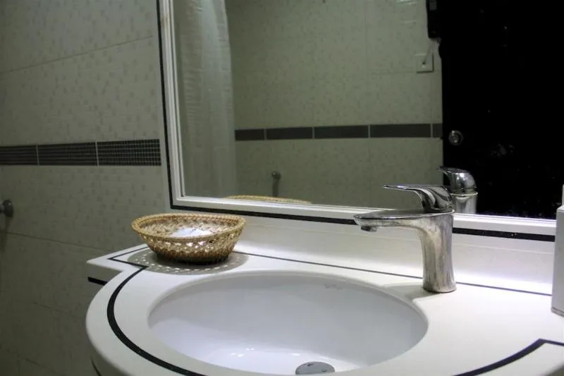 Double or Twin STANDARD Room, White Fort Hotel, Dubai