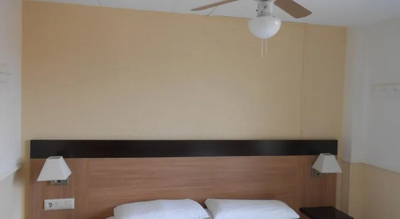 SINGLE STANDARD Room, Marbella, Costa Brava