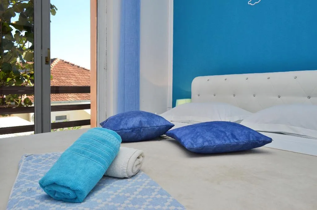APARTMENT SEA VIEW WITH BALCONY Room, LaidBack Apartments, Dubrovnik