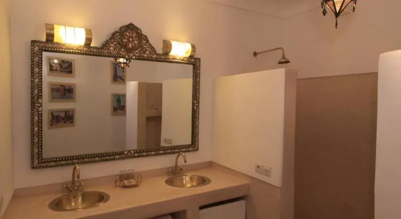 DOUBLE STANDARD Room, Riad Karmela, Marrakech