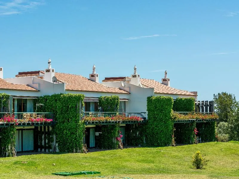 APARTMENT SUPERIOR TWO BEDROOMS Room, Pedras del Rei, Algarve