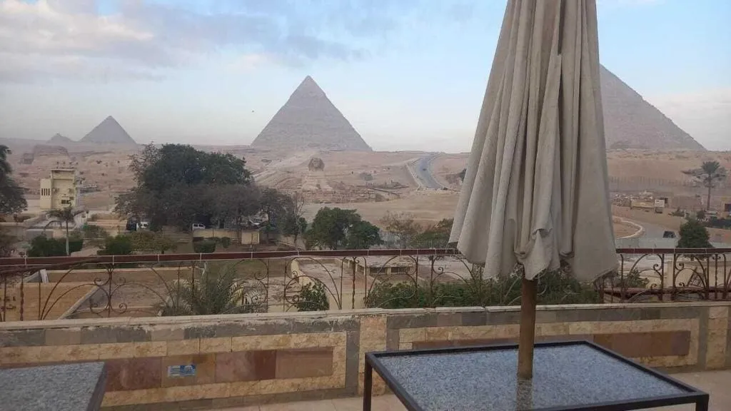 Terrace, Pyramids View Inn, Cairo