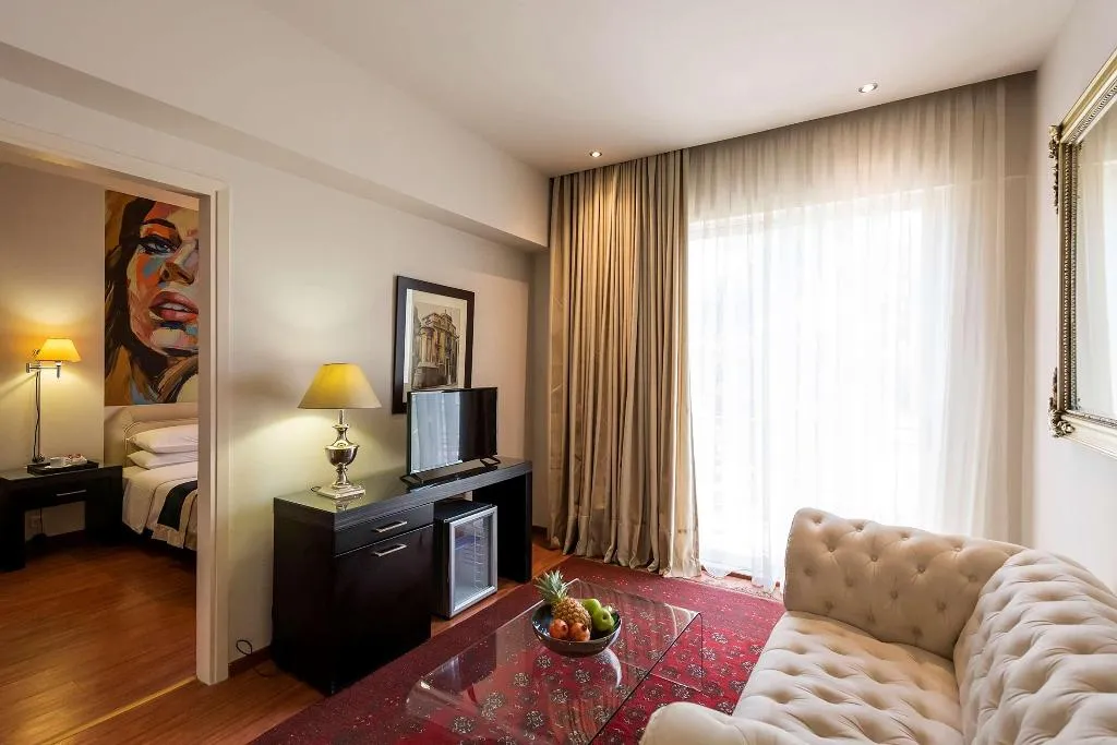 DOUBLE NON SMOKING Room, Best Western Plus Embassy Hotel, Athens