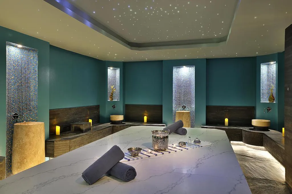 Sports and Entertainment, Hilton Dubai Palm Jumeirah, Dubai