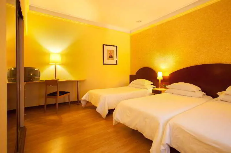 Room, Internacional Porto, Porto