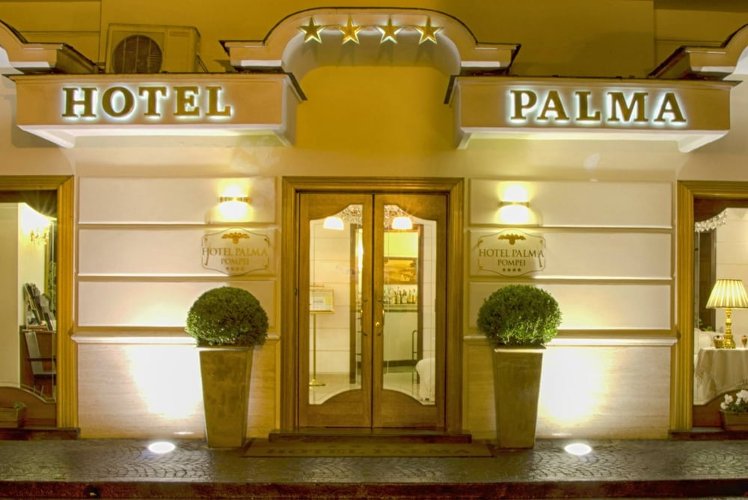 Hotel Palma, Naples