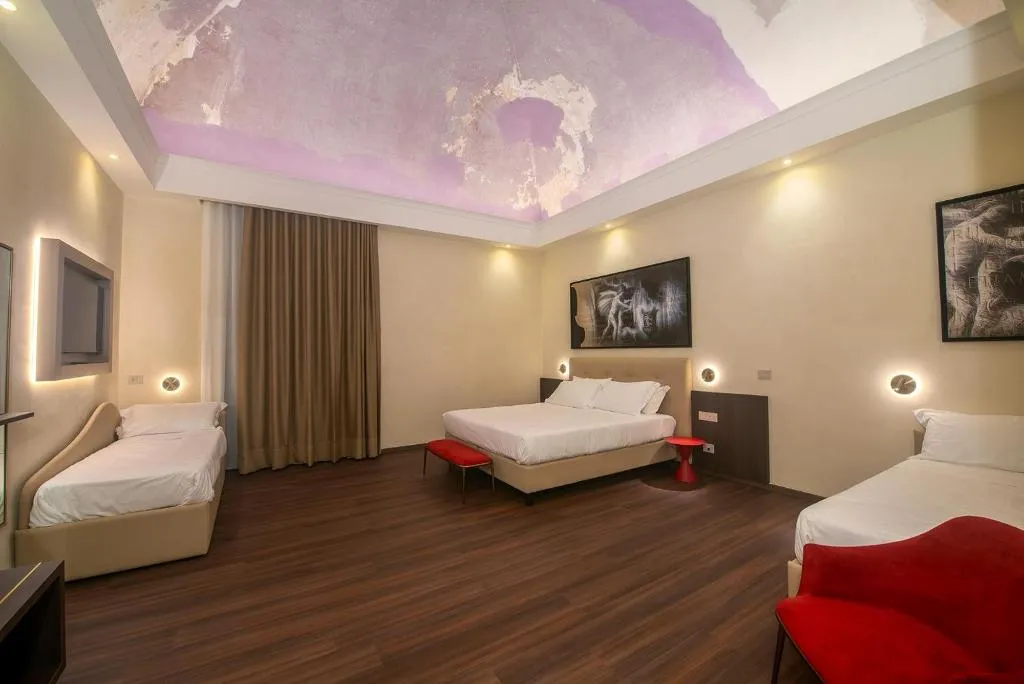FAMILY ROOM SUPERIOR Room, Hotel Vittoria, Naples