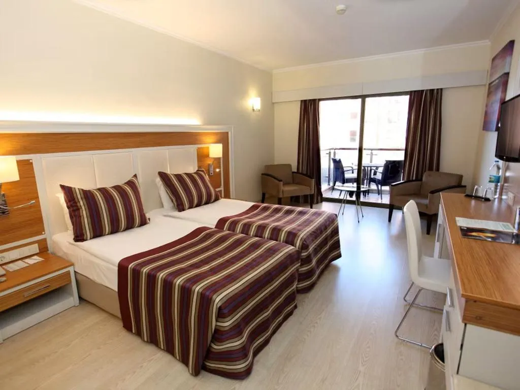 Double or Twin PARTIAL SEA VIEW Room, AQI Pegasos Royal, Antalya
