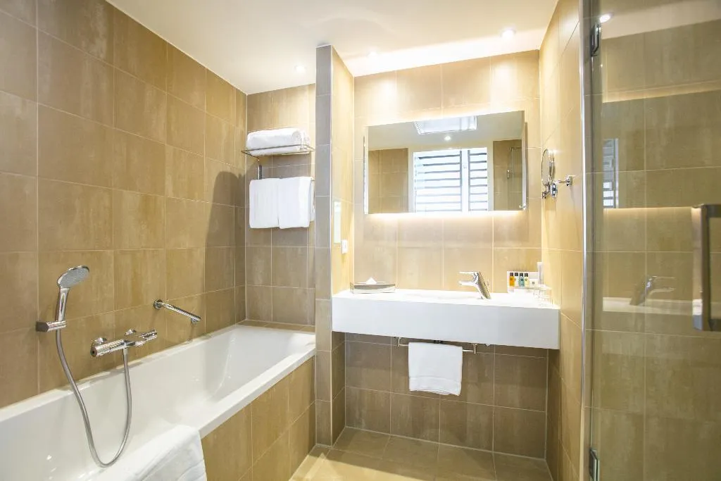 DOUBLE EXECUTIVE Room, Holiday Inn Amsterdam-Arena Towers, Amsterdam