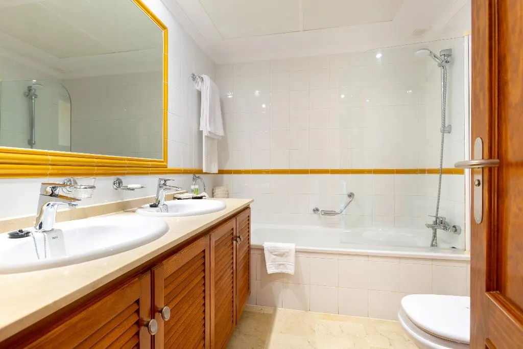 JUNIOR SUITE DELUXE Room, Wyndham Grand Costa del Sol, Costa Del Sol