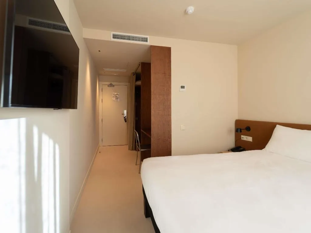 DOUBLE SUPERIOR Room, Ibis Valencia Alfafar, Valencia