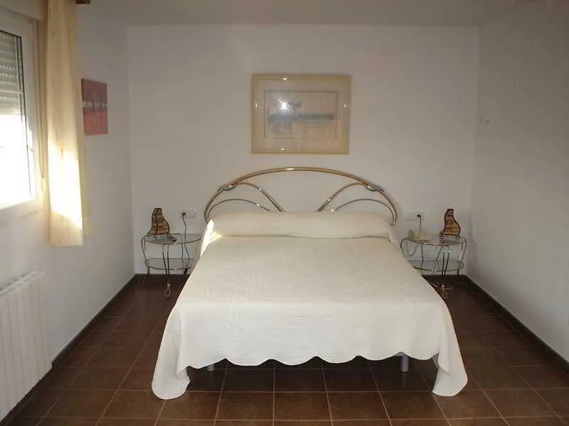 Room, Cruz de Gracia, Valencia
