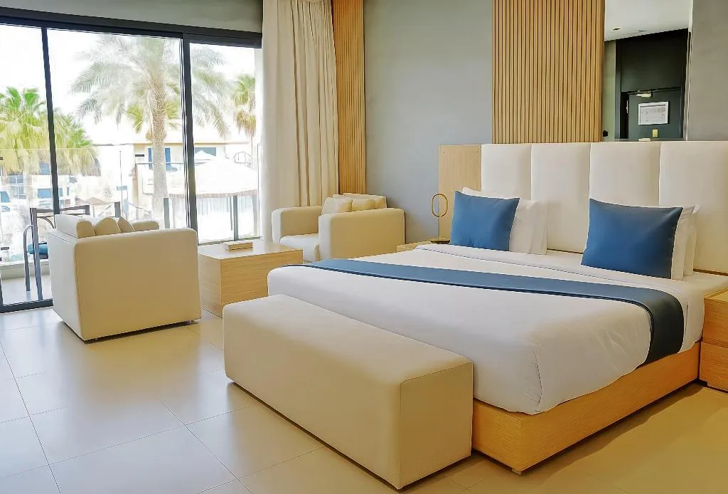 DOUBLE SUPERIOR POOL VIEW Room, Palma Beach Resort & Spa, Dubai