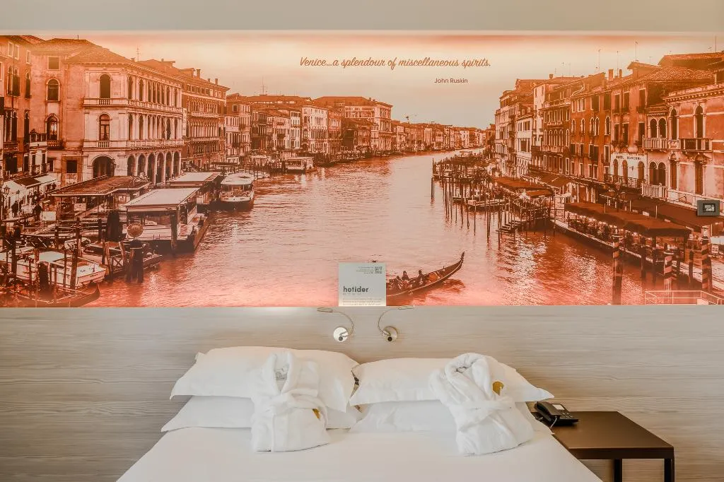 Room, Hotiday Venezia Marco Polo, Venice