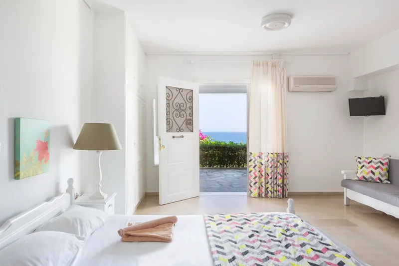 APARTMENT SEA VIEW Room, Douka Seafront Residences, Kalamata