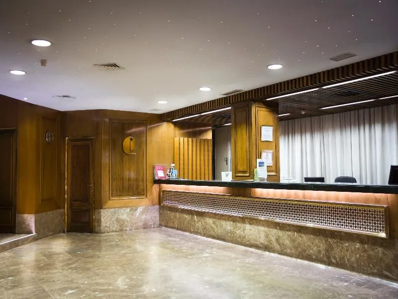 Lobby, Pasarela, Seville