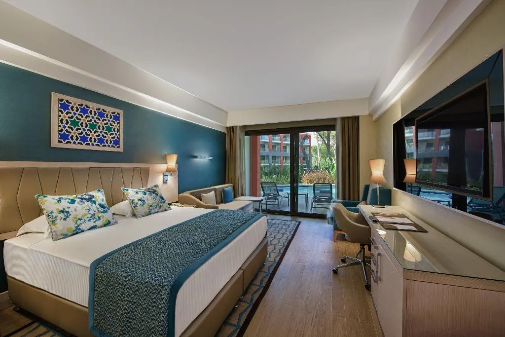 DOUBLE POOL VIEW Room, Megasaray Club Belek, Antalya