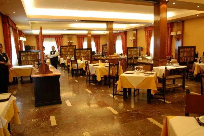 Restaurant, El Cruce, Madrid
