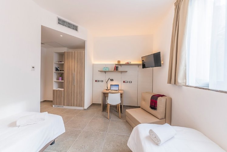 Camplus Guest Palermo, Catania