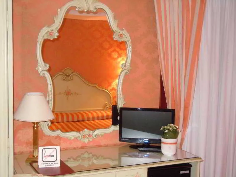 TWIN STANDARD Room, Lux, Venice