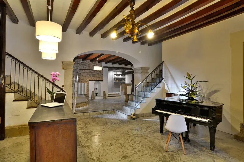 Lobby, Turixant, Majorca