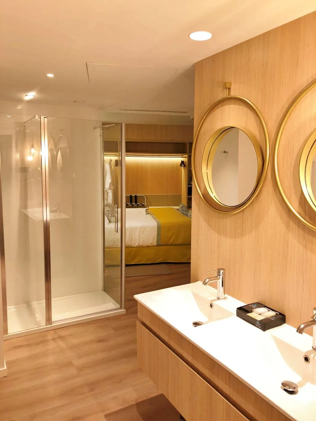 JUNIOR SUITE SEA VIEW Room, Suit d M correct code to use 3695, Costa Blanca