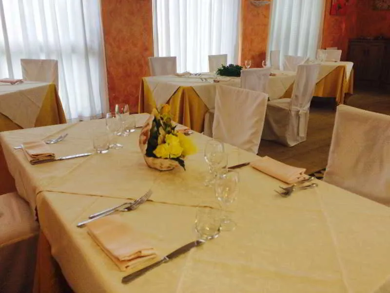 Restaurant, Park Imperatore Adriano, Rome
