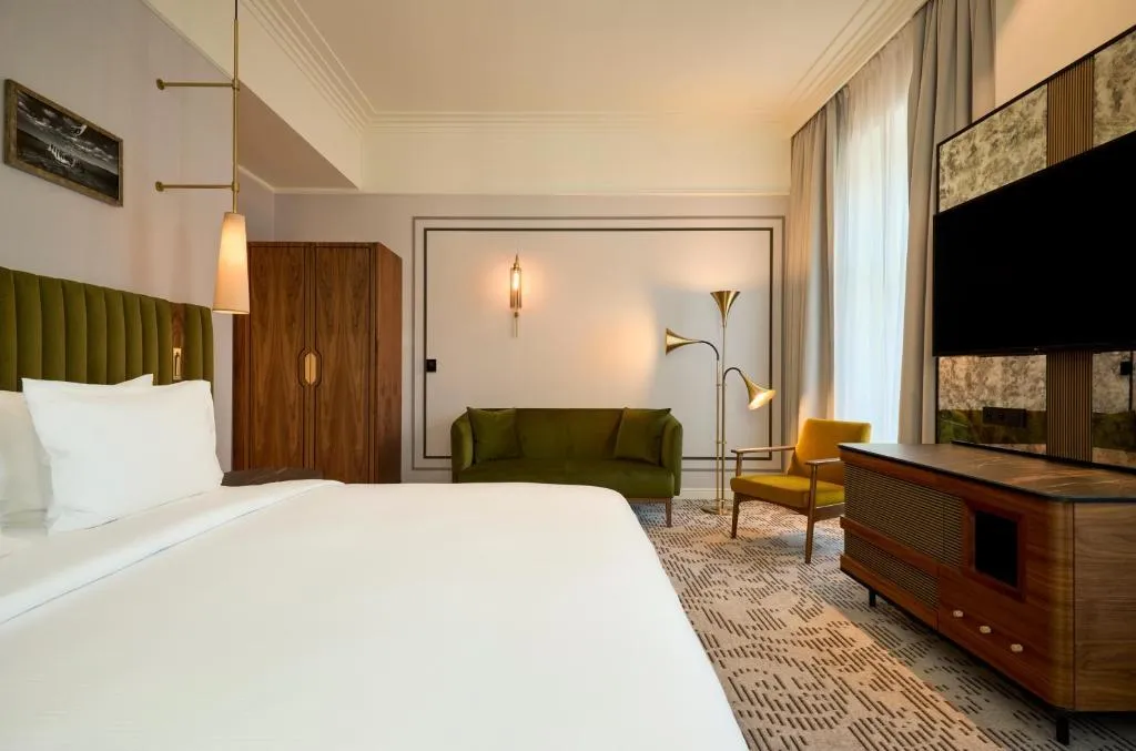 FAMILY ROOM CONNECTING ROOM Room, Hotel Saski Krakow, Curio collection by Hilton, Krakow