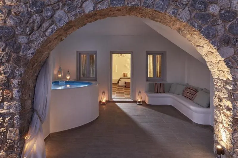 General view, Orabel Suites, Santorini