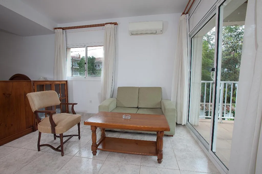 STUDIO CAPACITY 3 Room, Apartments Sunway Tara, Costa Brava