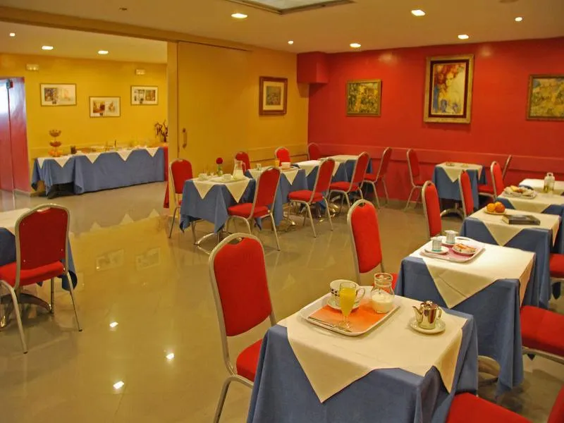 Restaurant, Piccadilly, Costa Brava