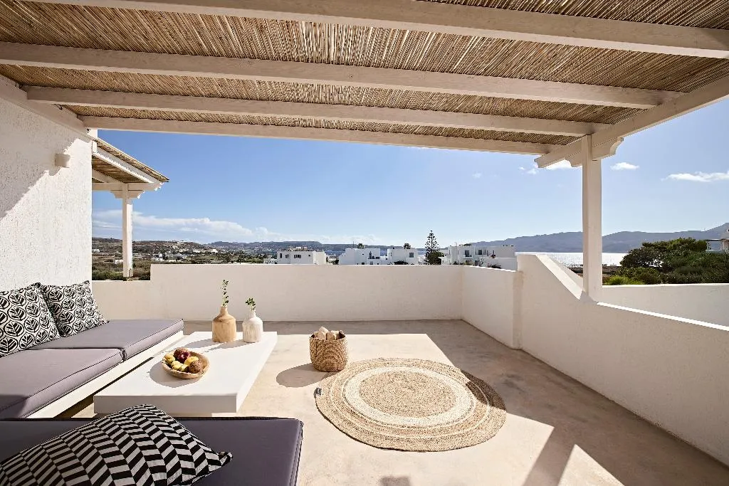 SUITE DELUXE SIDE SEA VIEW Room, Santa Maria Village, Santorini
