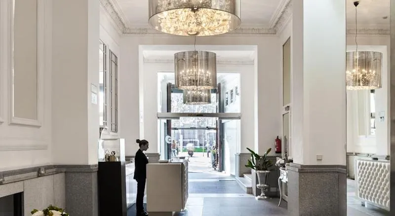 Lobby, Hospes Puerta de Alcalá, Madrid