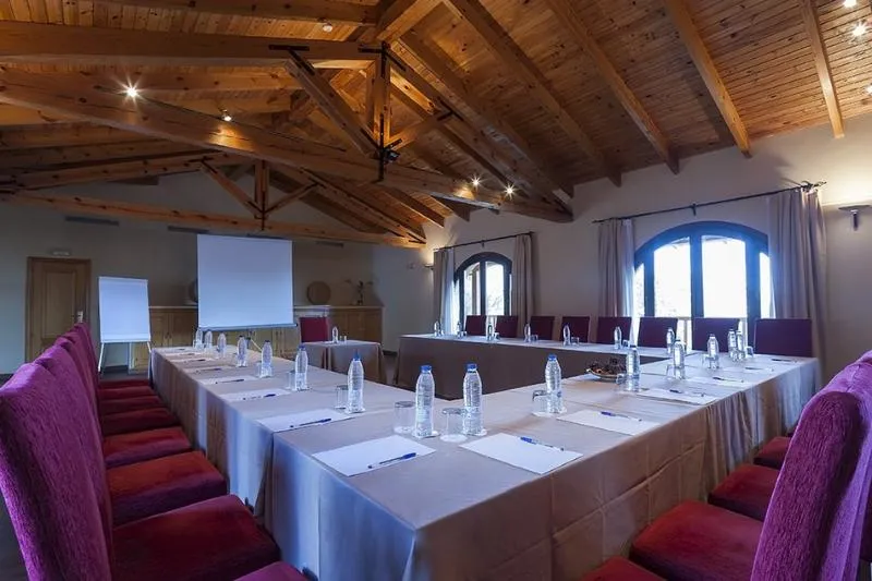 Conferences, La Sierra by Selecta, Madrid