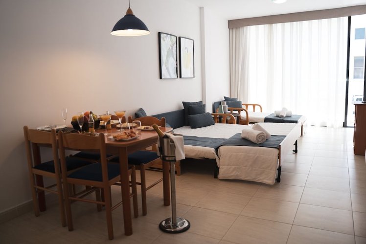 Beatrix 2000 - Caliu Apartments, Costa Brava