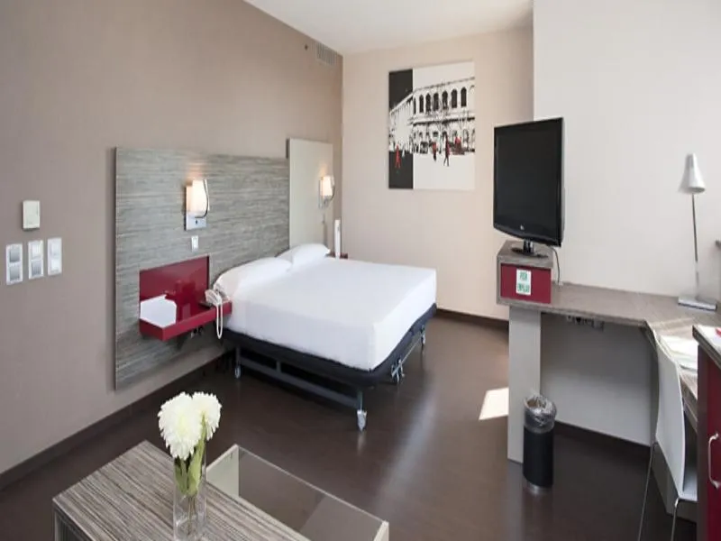 Room, Ilunion Barcelona, Barcelona