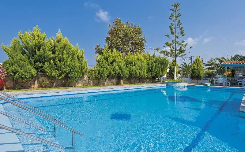 Pool, Koukouras, Crete