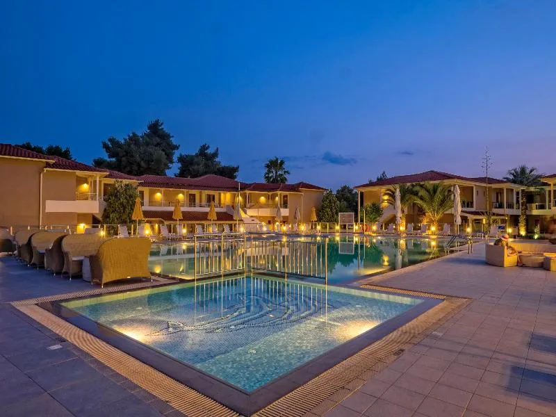 Pool, Lagomandra Beach Hotel, Halkidiki