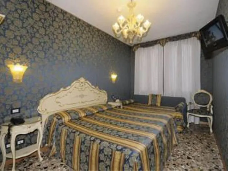 Room, Il Mercante di Venezia, Venice