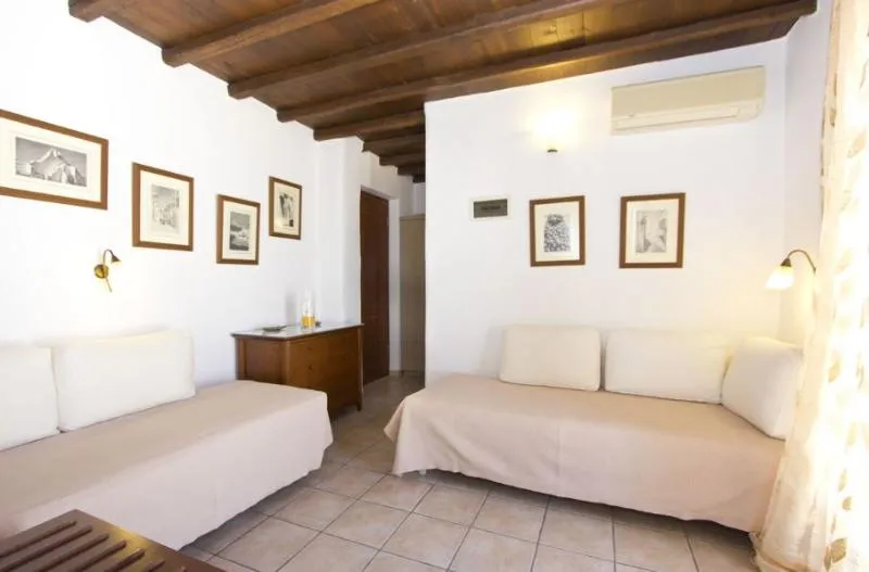 FAMILY ROOM CAPACITY 4 Room, Paradision, Mykonos