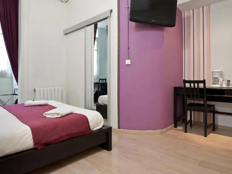 DOUBLE STANDARD Room, Hostal BruStar Gotic, Barcelona