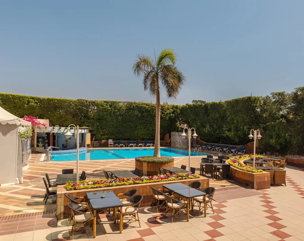 Pool, Sonesta Hotel Tower & Casino Cairo, Cairo