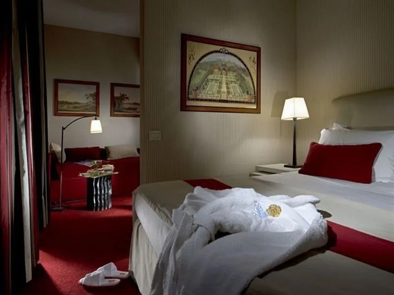 Room, Dei Borgognoni, Rome